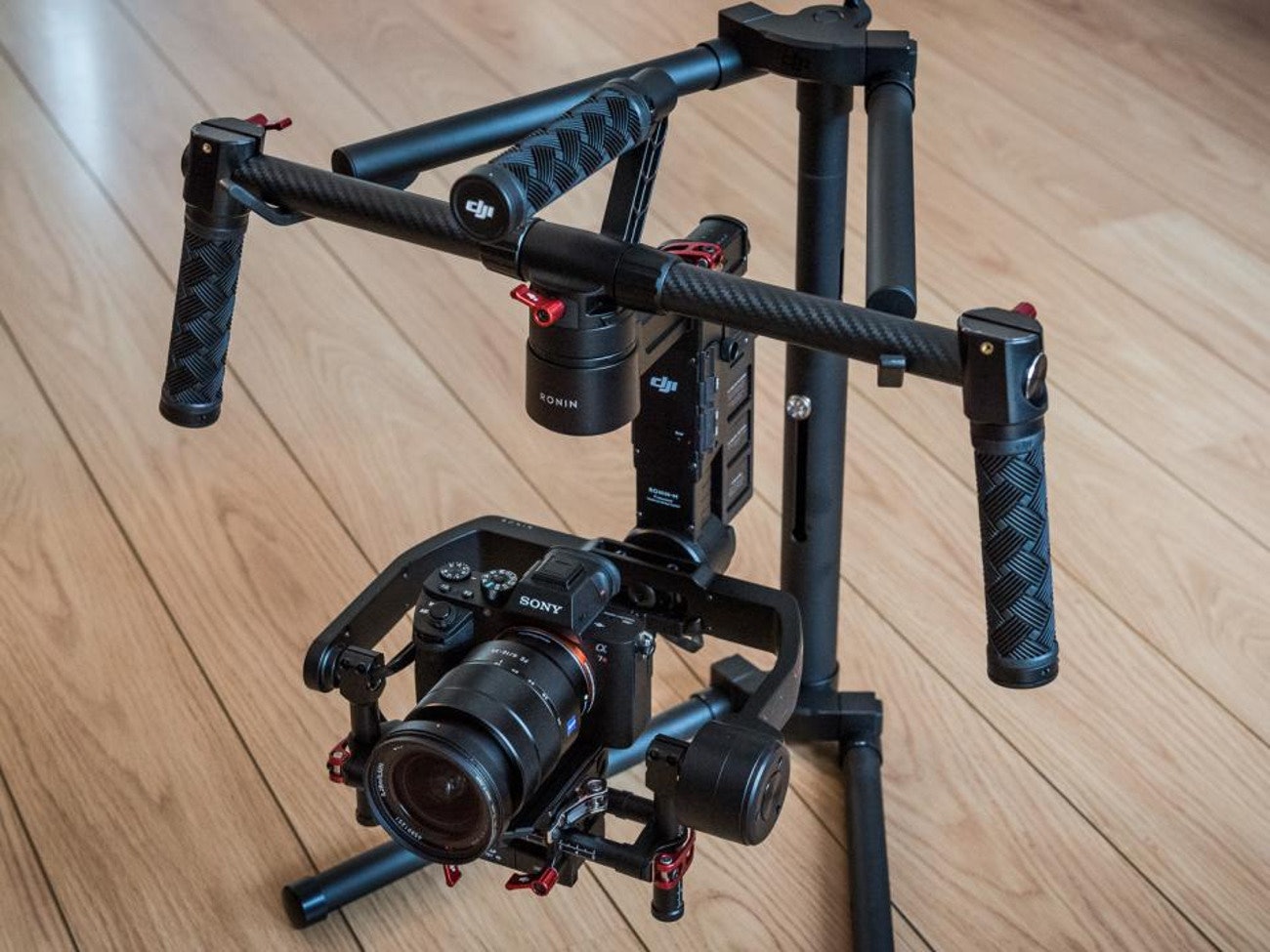 dji-ronin-m-dslr-gimbal-camera-gimbal-61448455