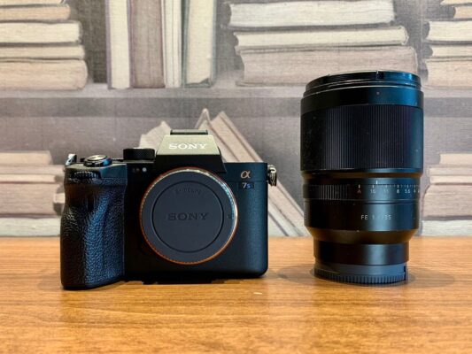 Sony A7SIII A7s3 Camera with Sony 35mm f1.4 256GB SD card